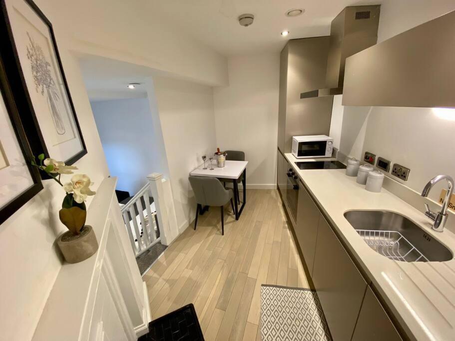 ליברפול Victoria Street Apartment Sleeps 2 מראה חיצוני תמונה